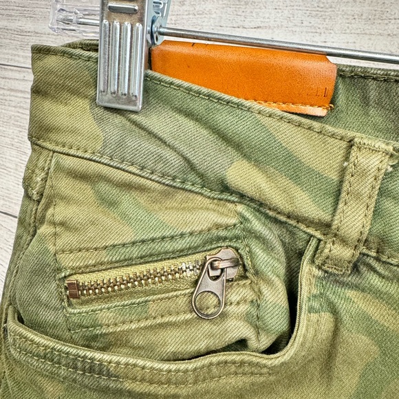 Zara Camo Jeans - Picture 3 of 4